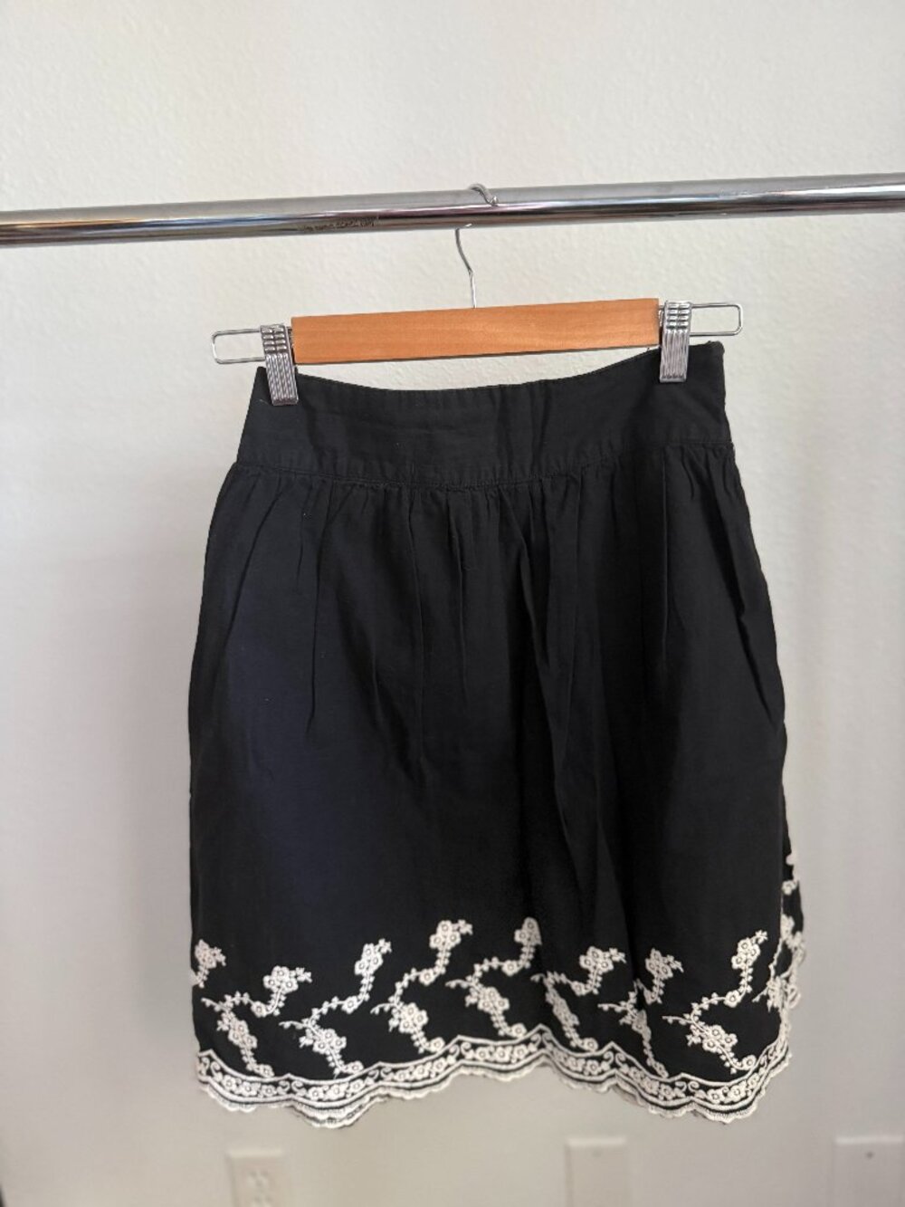 Candy Rain Black Cotton Embroidered Floral Eyelet Hem A-Line Skirt Size S